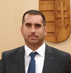 member-img